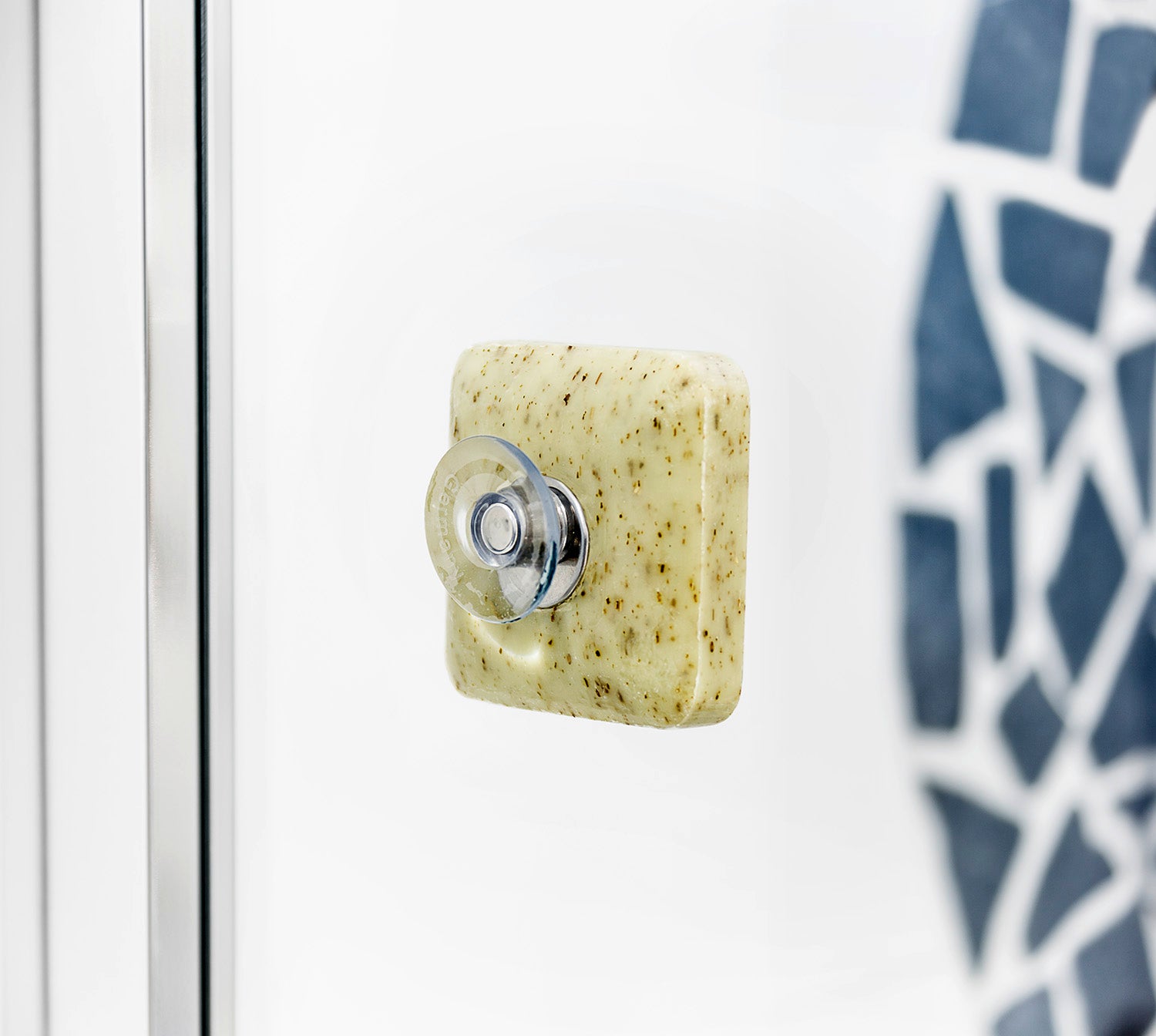 SAVONT Original Magnetischer schwimmender Seifenhalter | Immer trocken & sauber | Seifenschale Spender Abtropffläche für Dusche oder Waschbecken